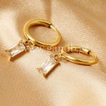 Σκουλαρίκια κρίκοι με λευκές πέτρες